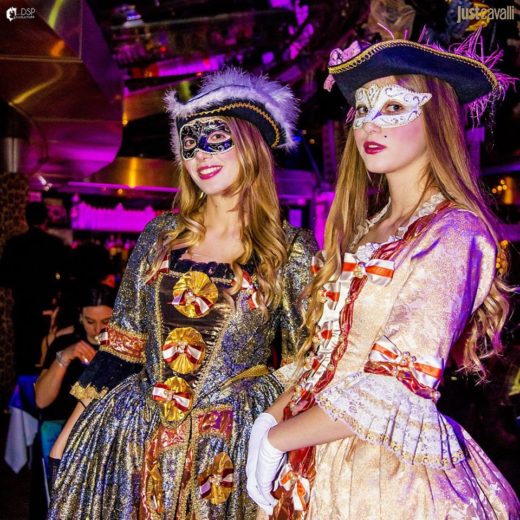 27972396 2102532809771774 1585069806381563413 n 520x520 - Carnival Party al Just Cavalli Milano